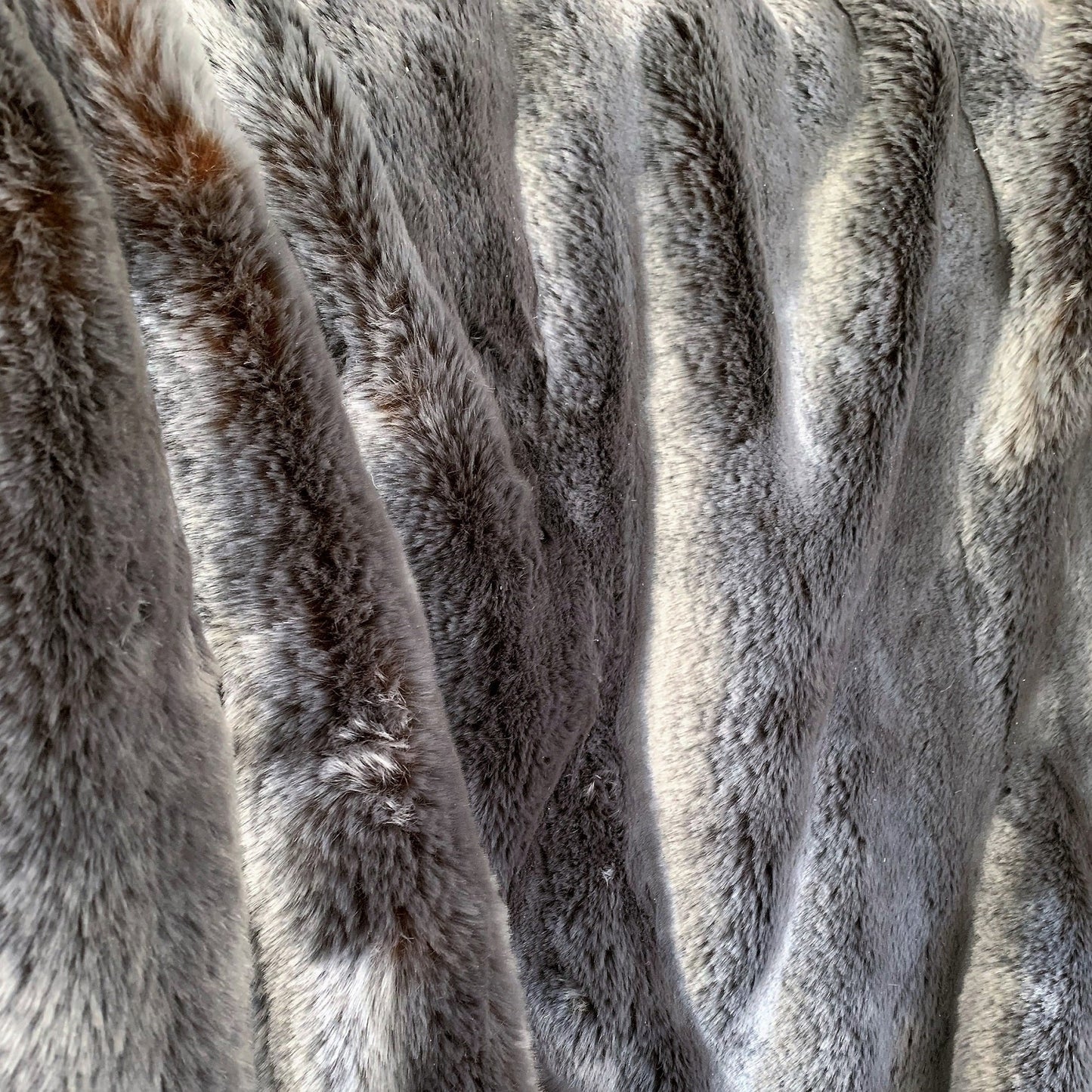 Handmade Luxury Throw Gray/Amber
